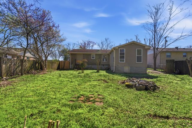 153 Cline Ave, Hendersonville, TN 37075