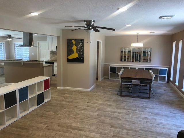 25610 Spring Ridge Drive, Spring, TX 77386