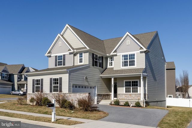 586 STOCKDALE DR, Lancaster, PA 17601