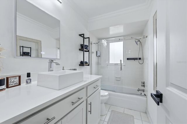3615 EGERTON CIRCLE, Sarasota, FL 34233