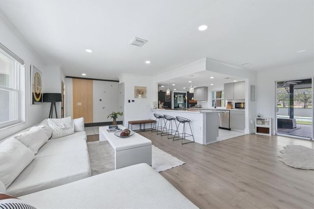 3615 EGERTON CIRCLE, Sarasota, FL 34233