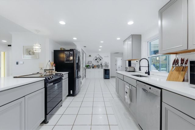 3615 EGERTON CIRCLE, Sarasota, FL 34233
