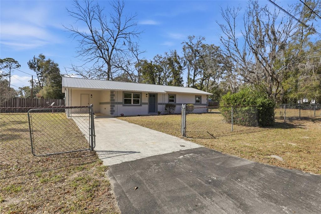 Image 1 of property listing at 710 NW 253RD STREET, Newberry, FL 32669