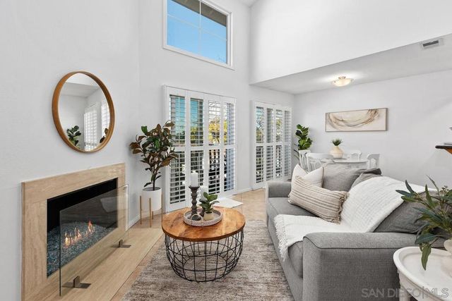 1418 Camino Zalce, San Diego, CA 92111