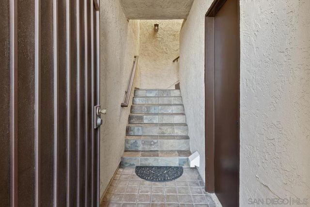 1418 Camino Zalce, San Diego, CA 92111