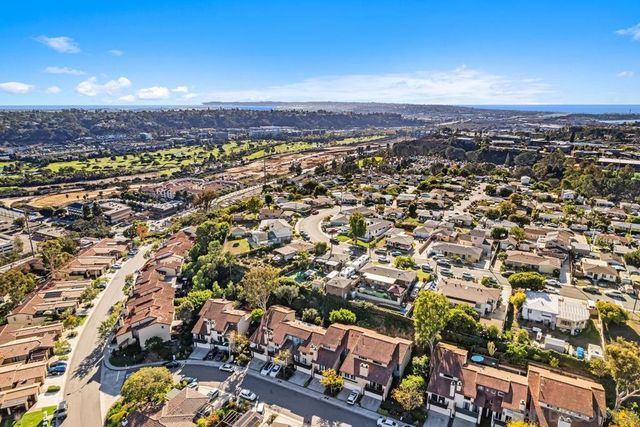 1418 Camino Zalce, San Diego, CA 92111