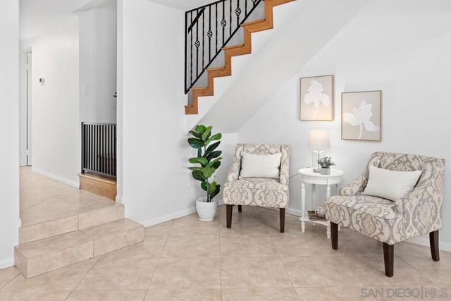 1418 Camino Zalce, San Diego, CA 92111