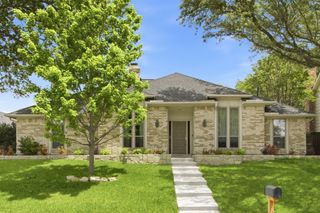 236 Canyon Valley Drive, Richardson, TX 75080