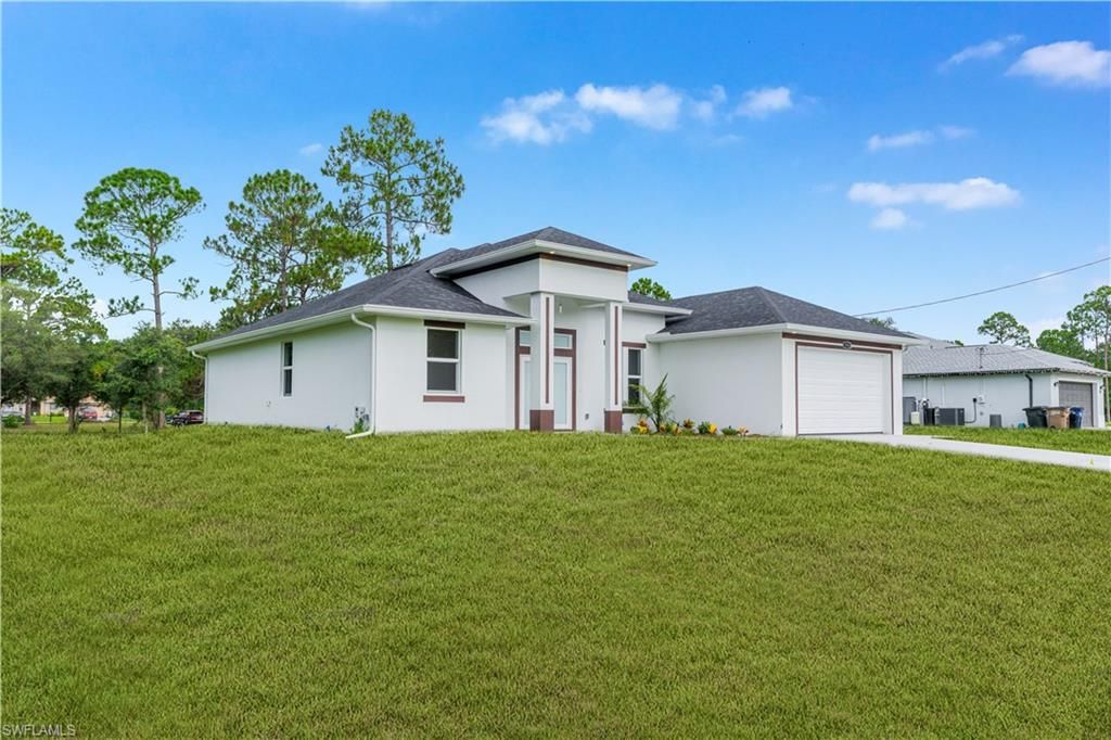 1113 Henry AVE, LEHIGH ACRES, FL 33972 — photo 3