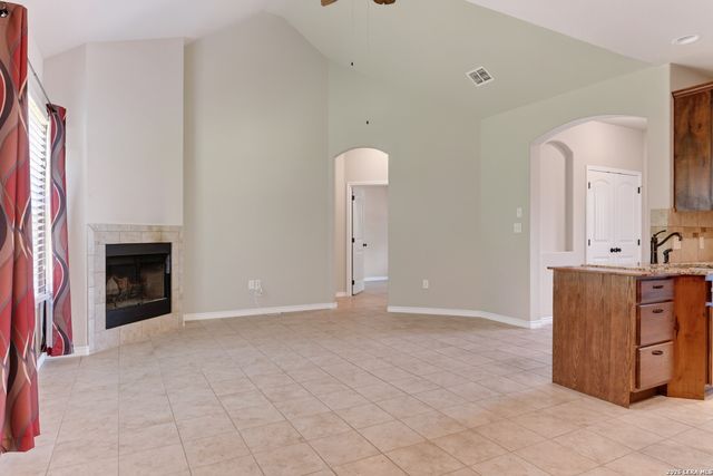 1069 Eagle Flight, Canyon Lake, TX 78133