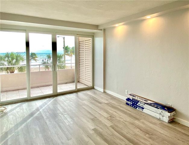 345 N FORT LAUDERDALE BEACH Boulevard 204, Fort Lauderdale, FL 33304