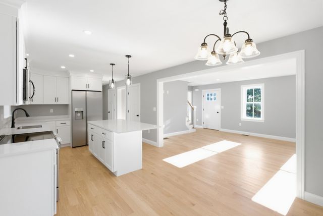 158 Plain St, Bridgewater, MA 02324