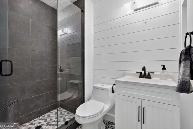 1042 Braddock Circle, Woodstock, GA 30189