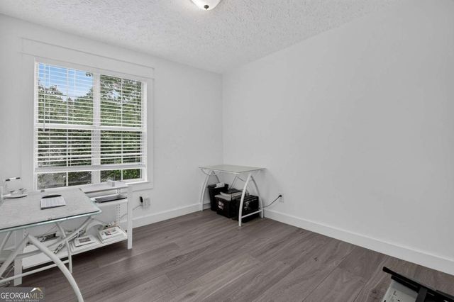 1042 Braddock Circle, Woodstock, GA 30189