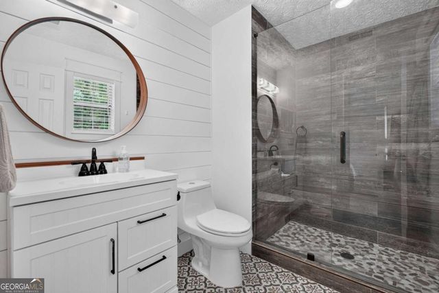 1042 Braddock Circle, Woodstock, GA 30189