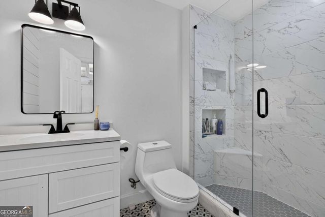 1042 Braddock Circle, Woodstock, GA 30189