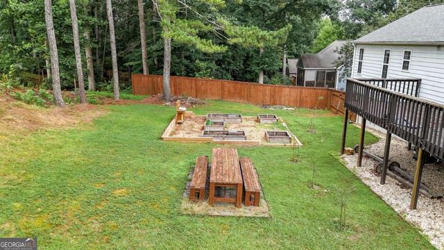 1042 Braddock Circle, Woodstock, GA 30189