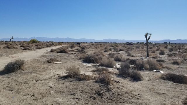 Ave G12 At 13 St E, Lancaster, CA 93535