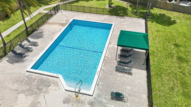 20615 NE 7th Court, Miami, FL 33179