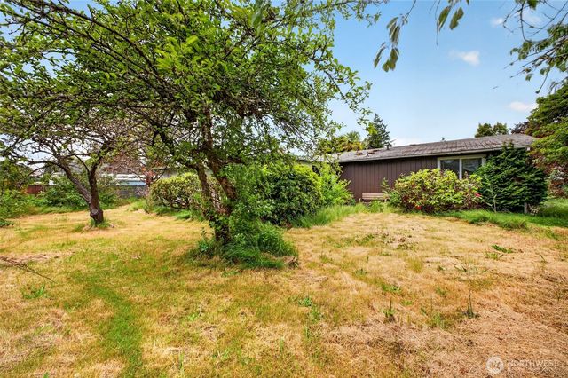 925 139th Street E, Tacoma, WA 98445