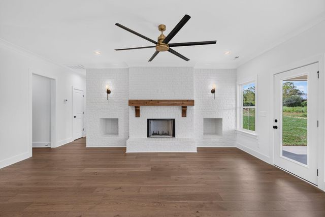 6855 Sawyer Road, Signal Mountain, TN 37377