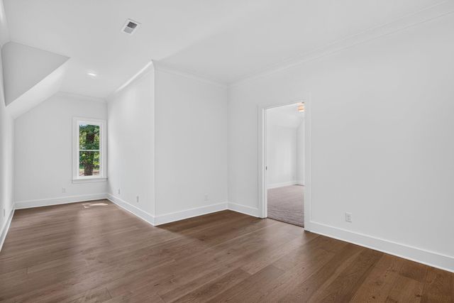 6855 Sawyer Road, Signal Mountain, TN 37377