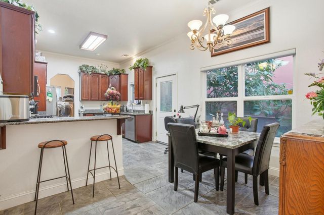 14071 River Rd, Walnut Grove, CA 95690