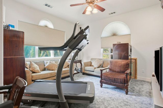 14071 River Rd, Walnut Grove, CA 95690