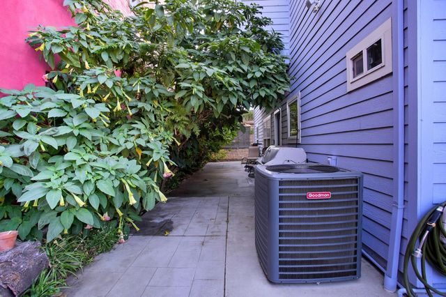 14071 River Rd, Walnut Grove, CA 95690