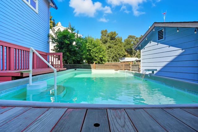 14071 River Rd, Walnut Grove, CA 95690