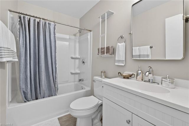 311 Salisbury Street 5, Kernersville, NC 27284