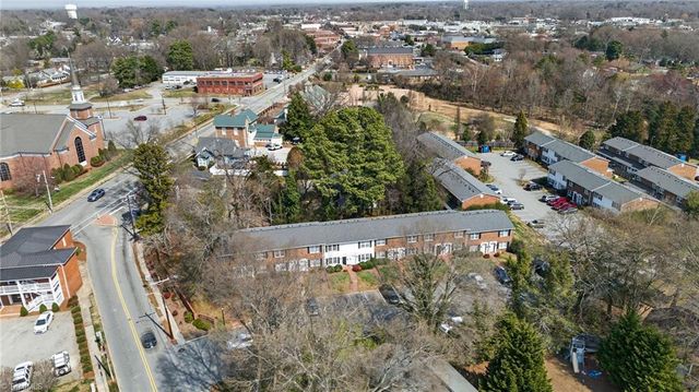 311 Salisbury Street 5, Kernersville, NC 27284