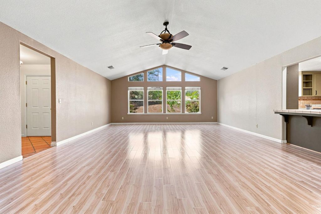 Image 19 of property listing at 1184 Elwood Road, Yokuts Valley, CA 93675
