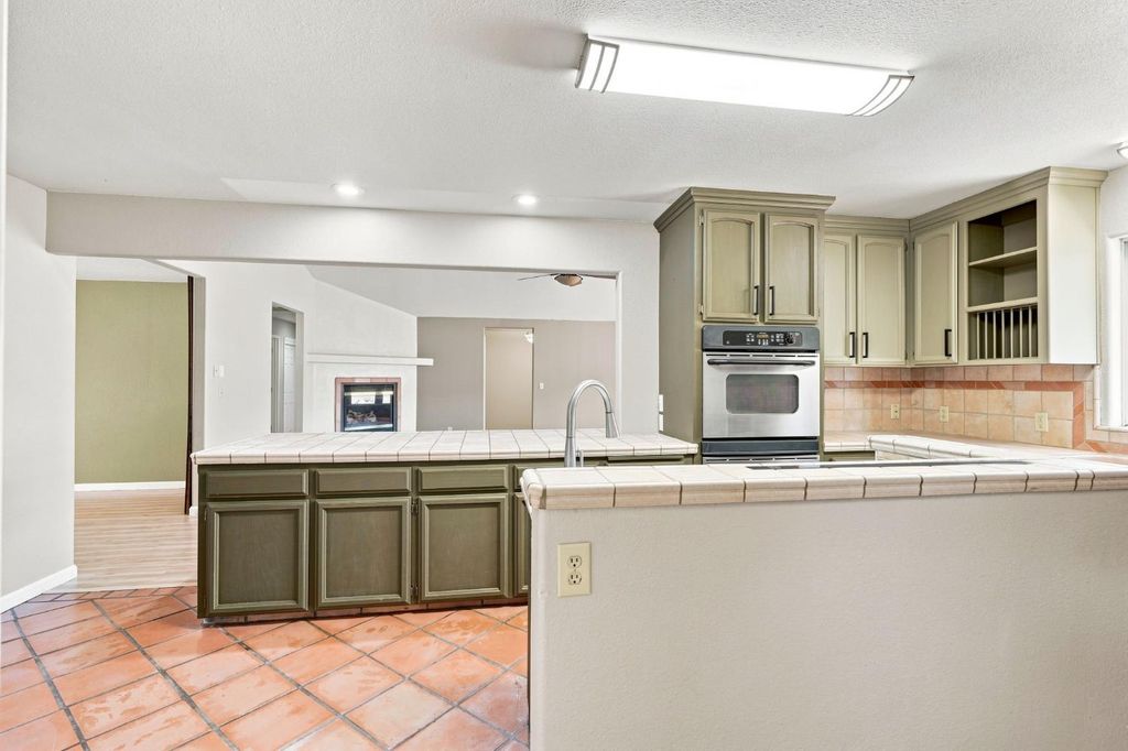 Image 24 of property listing at 1184 Elwood Road, Yokuts Valley, CA 93675