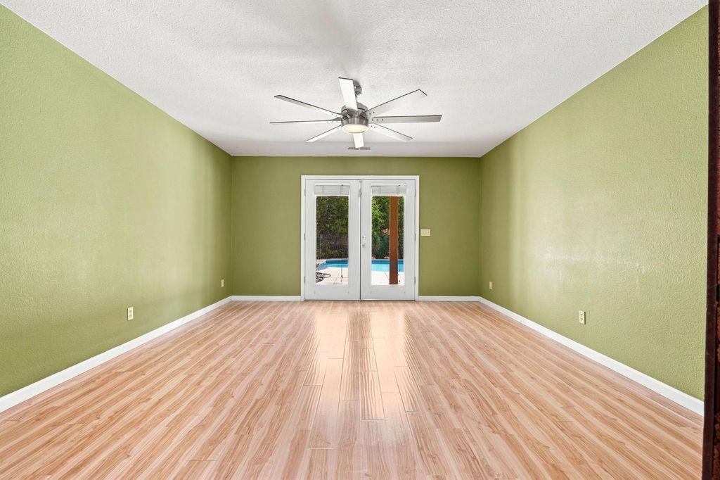 Image 29 of property listing at 1184 Elwood Road, Yokuts Valley, CA 93675
