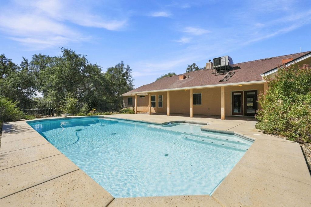 Image 51 of property listing at 1184 Elwood Road, Yokuts Valley, CA 93675
