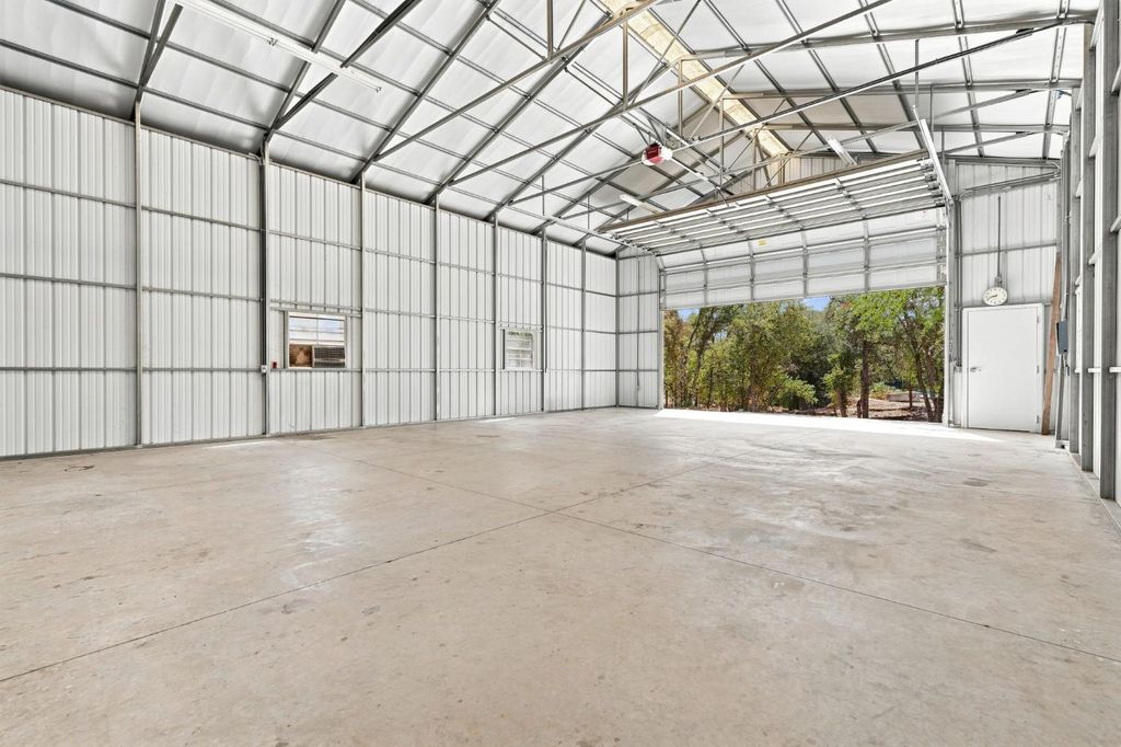 Image 58 of property listing at 1184 Elwood Road, Yokuts Valley, CA 93675