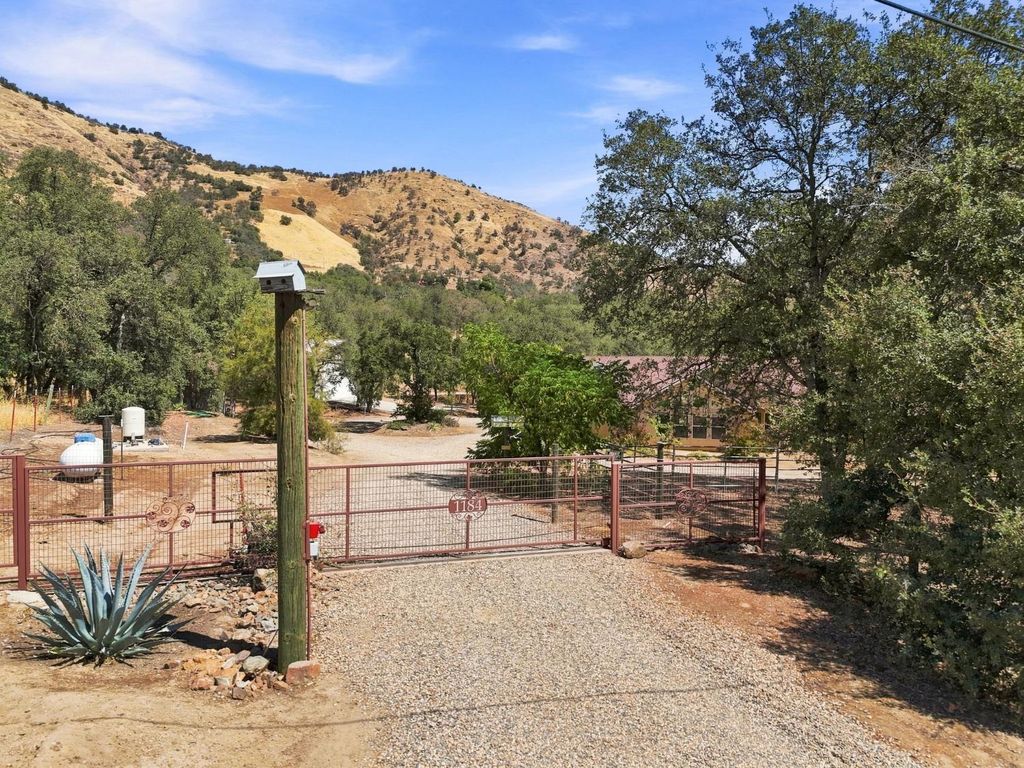 Image 59 of property listing at 1184 Elwood Road, Yokuts Valley, CA 93675