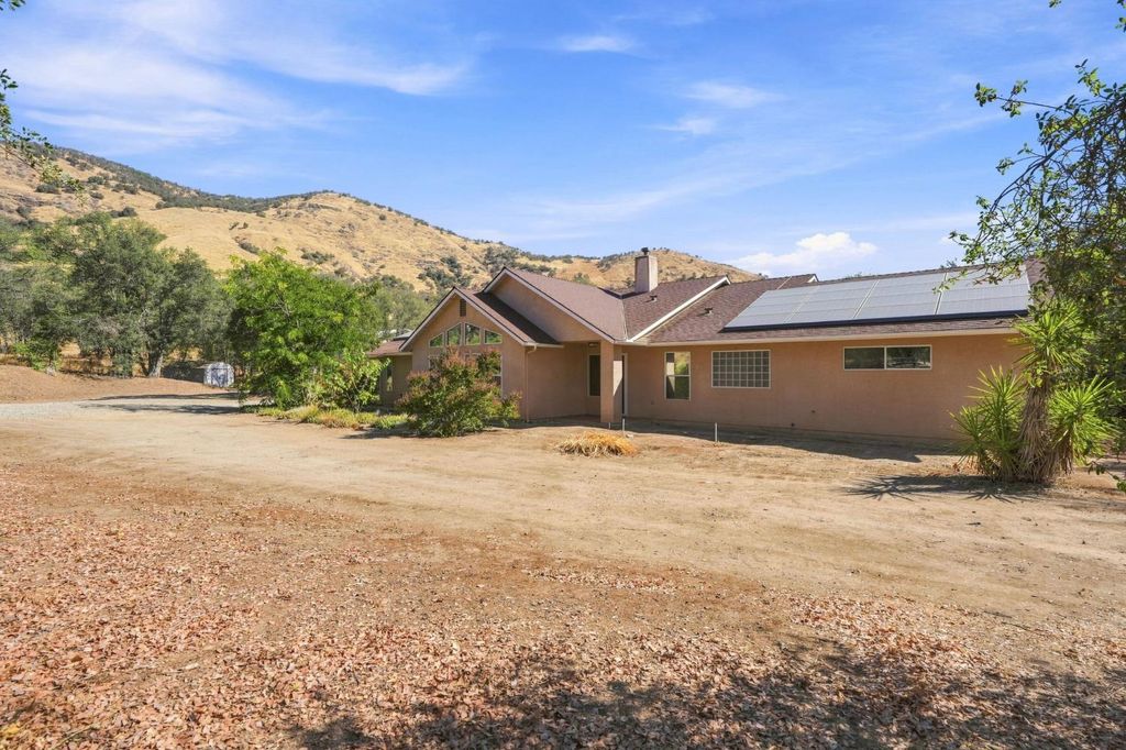 Image 62 of property listing at 1184 Elwood Road, Yokuts Valley, CA 93675