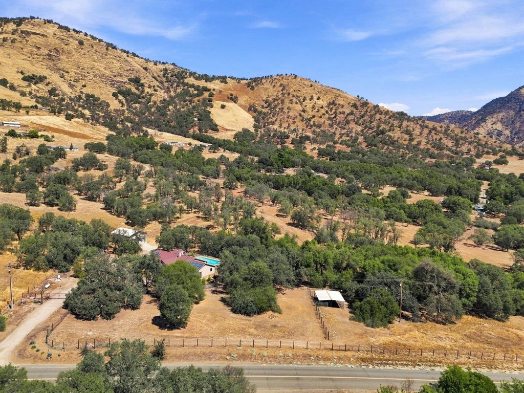 Image 65 of property listing at 1184 Elwood Road, Yokuts Valley, CA 93675