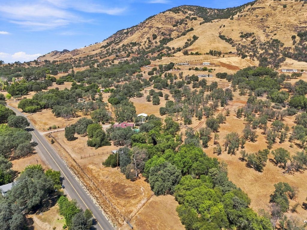 Image 72 of property listing at 1184 Elwood Road, Yokuts Valley, CA 93675