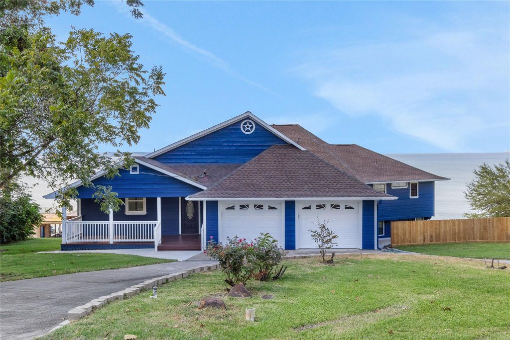 441 Southwood Shores Drive, Coldspring, TX 77331