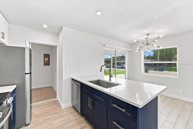 6605 S MASCOTTE STREET, Tampa, FL 33616