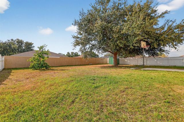 145 LAKE CATHERINE CIR, Groveland, FL 34736