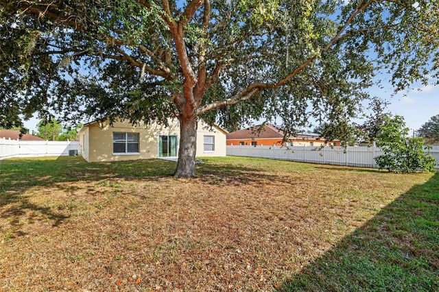 145 LAKE CATHERINE CIR, Groveland, FL 34736