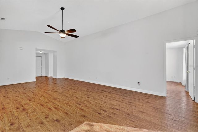 145 LAKE CATHERINE CIR, Groveland, FL 34736