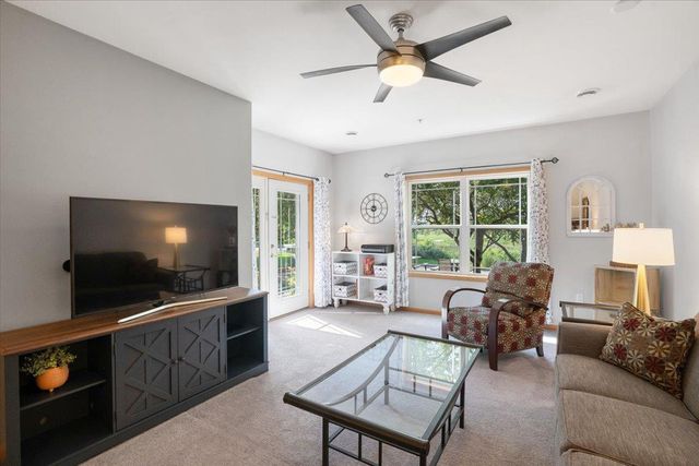 6701 Fairhaven Road #111, Madison, WI 53719