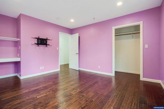 251 Fairview St, Silverton, OR 97381