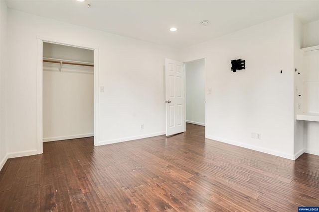 251 Fairview St, Silverton, OR 97381