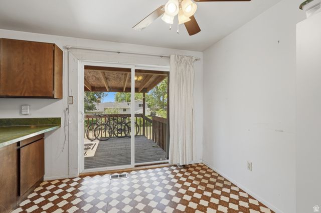 572 W 1680 N, Clinton, UT 84015